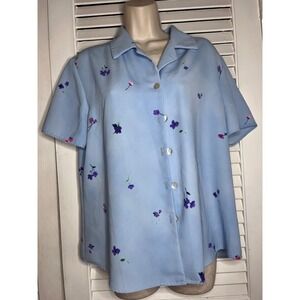 Vtg 90s Graver Studio Medium Light Blue Floral Short Sleeve  Blouse USA